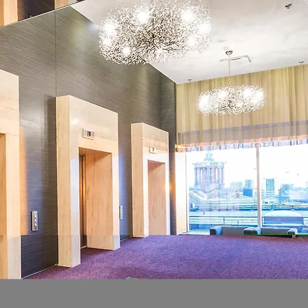 Swissotel Szálloda 5*