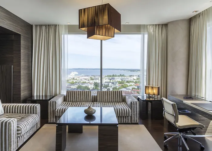 Swissotel Готель