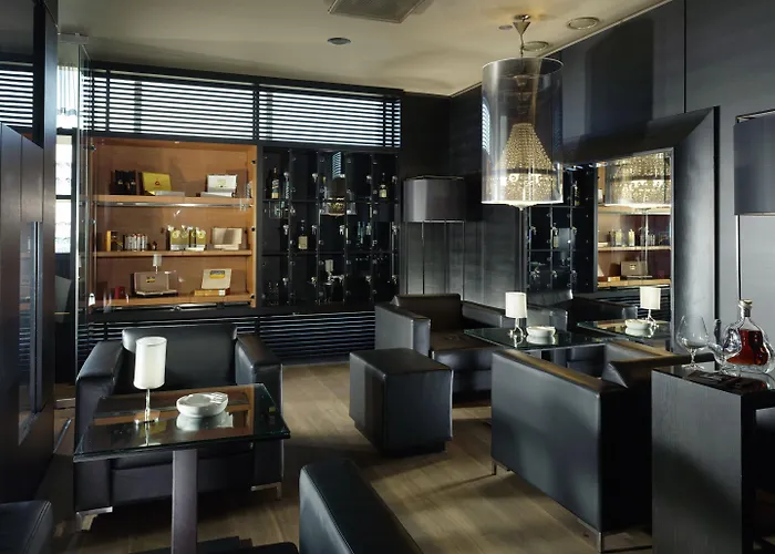 Готель Swissotel